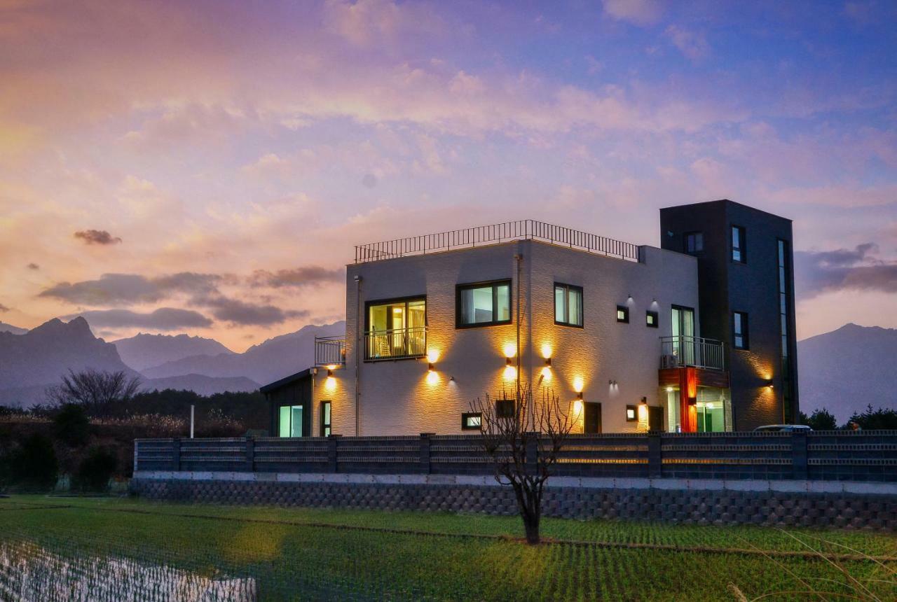 ซกโช ลัสโซ พูล วิลลา เพนชั่น Villa ภายนอก รูปภาพ