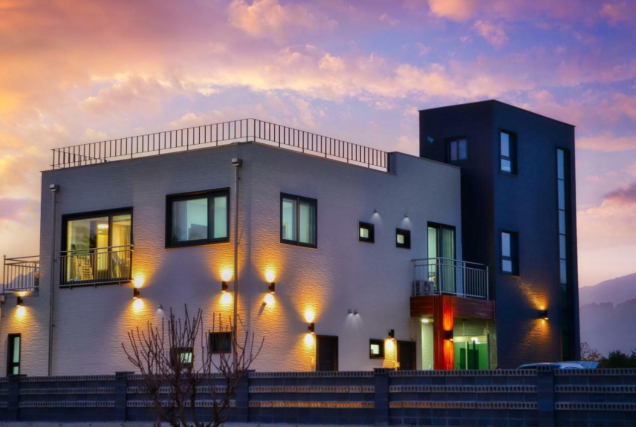 ซกโช ลัสโซ พูล วิลลา เพนชั่น Villa ภายนอก รูปภาพ