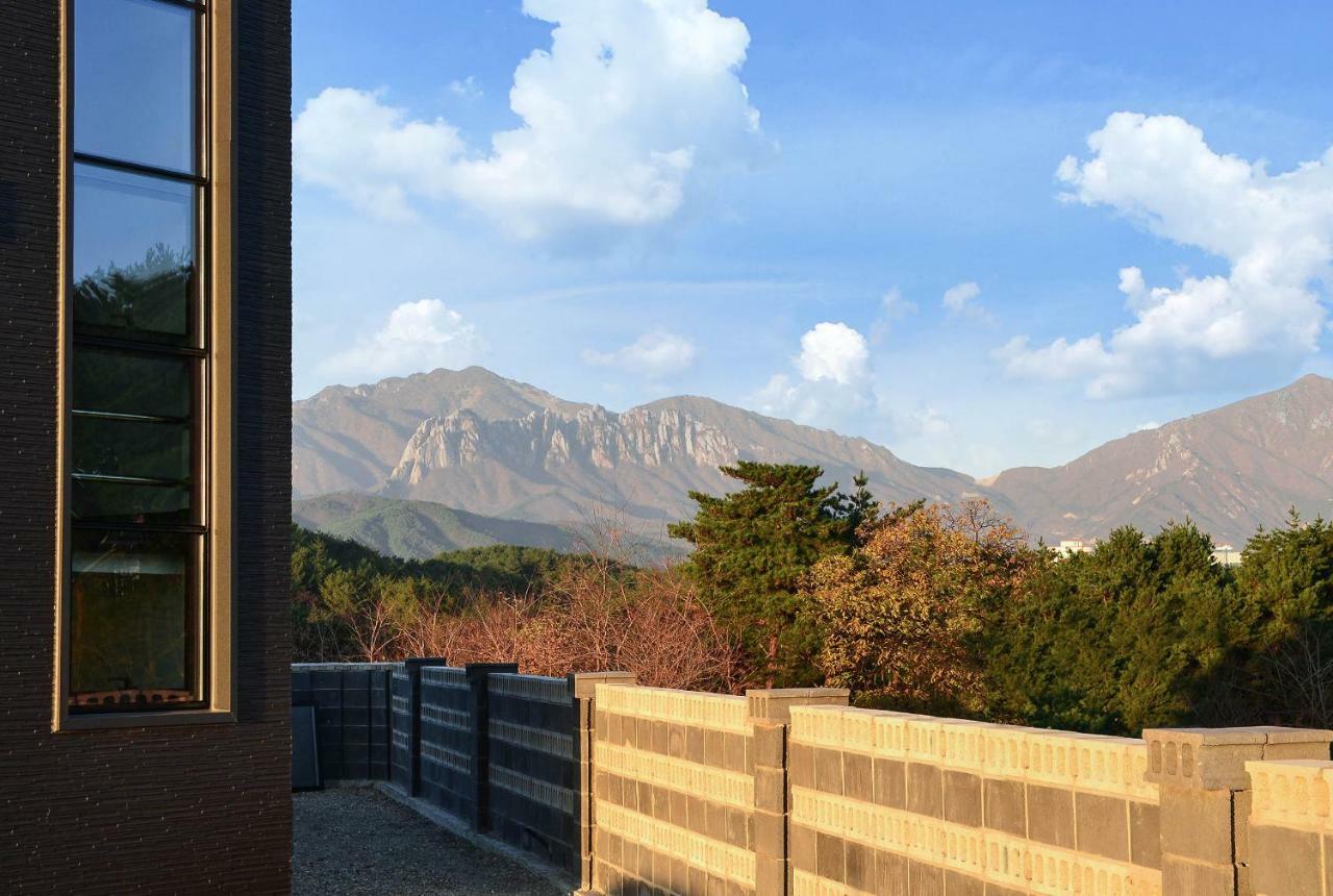 ซกโช ลัสโซ พูล วิลลา เพนชั่น Villa ภายนอก รูปภาพ